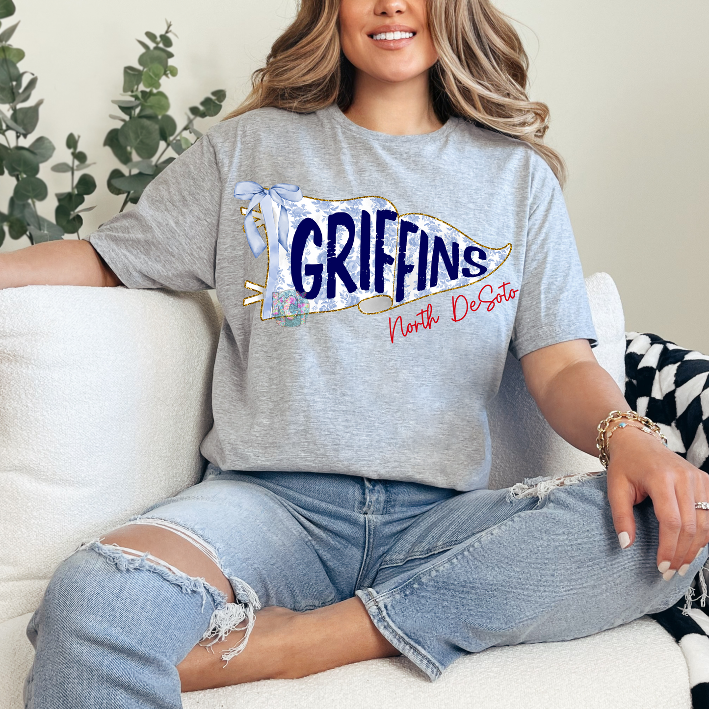 Griffins Floral Pendant