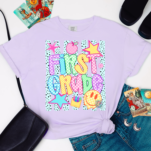 1st grade smiley tee