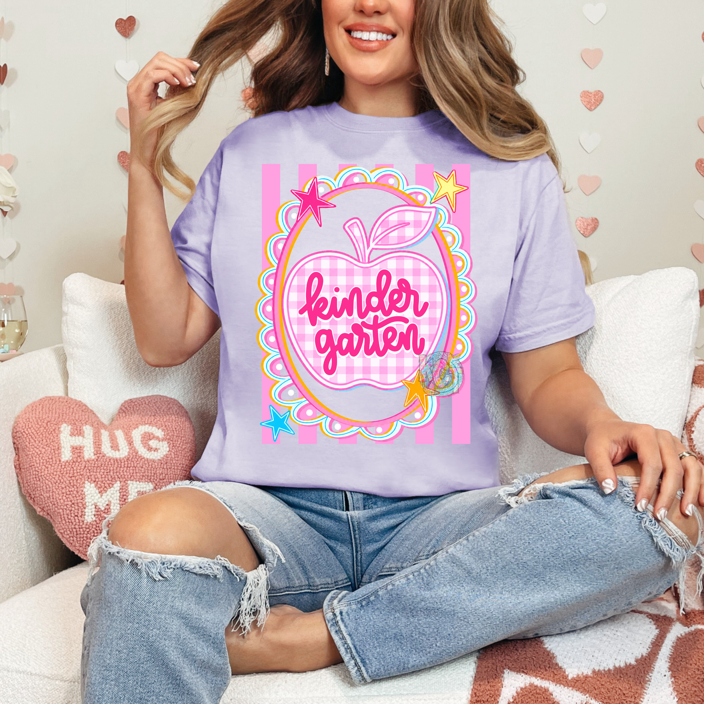kindergarten apple tee